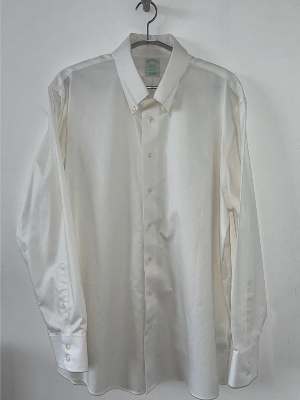 Brooks Brothers Men's Long-Sleeve Dress Shirt in White